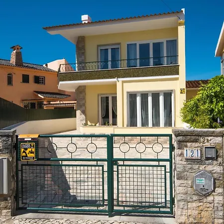 Flh Carcavelos Family House カルカヴェロス